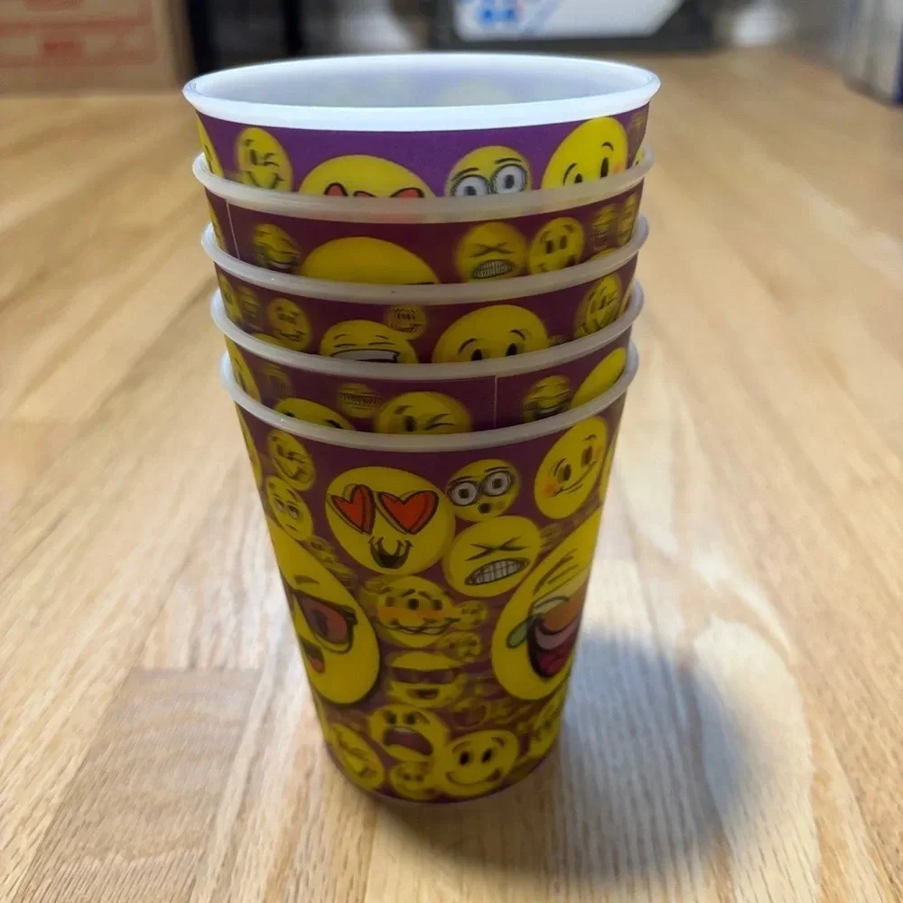 McDonalds | 3D Hologram Smiley Emoji Cups Happy Meal Toy 2017 Plastic 12 Oz - Picture 9 of 9
